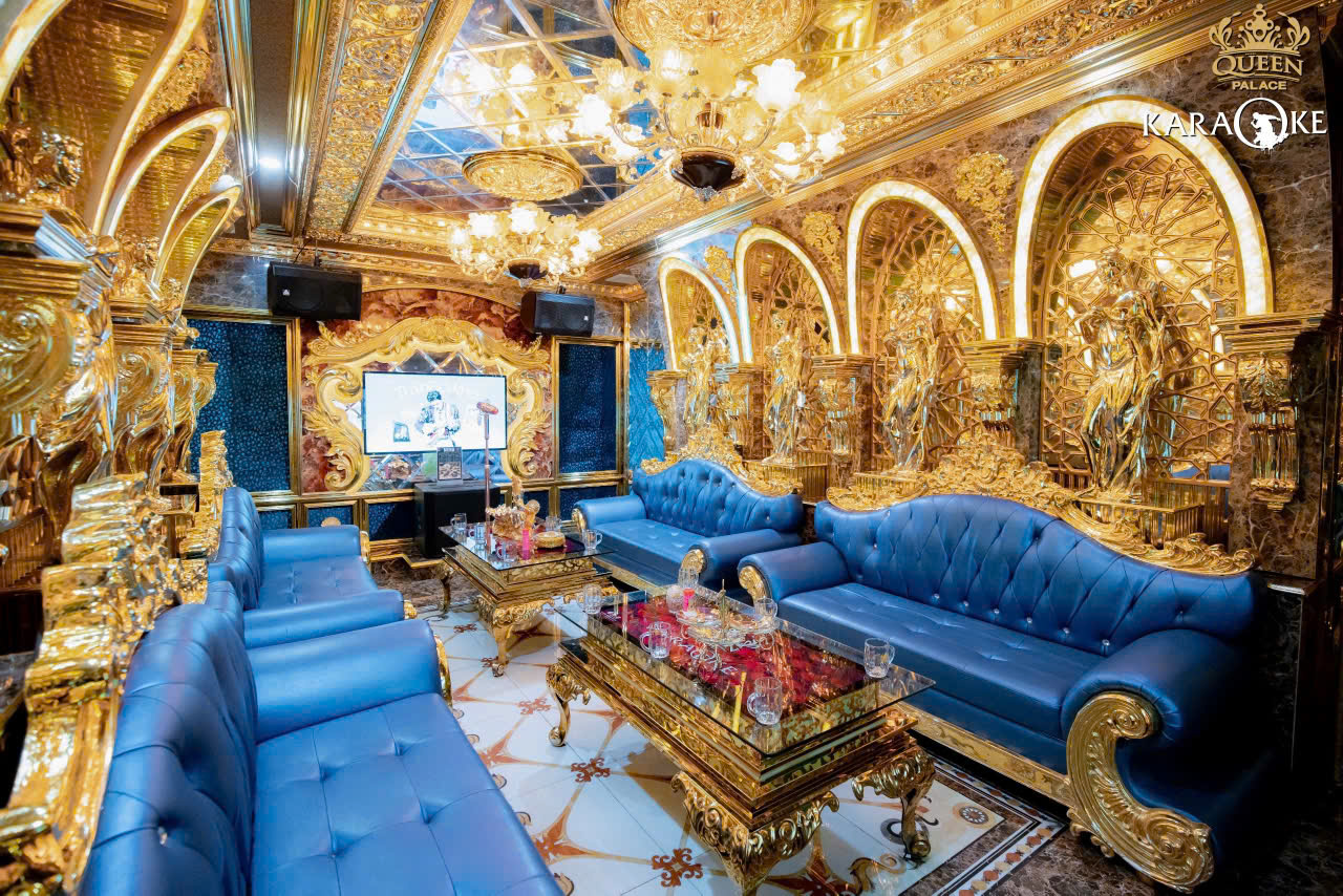 [BMT] Tuyển dụng nhân viên Phục vụ ca tối – QUEEN BUÔN MA THUỘT 